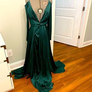 Emerald green Hurt to Look Dress sz M